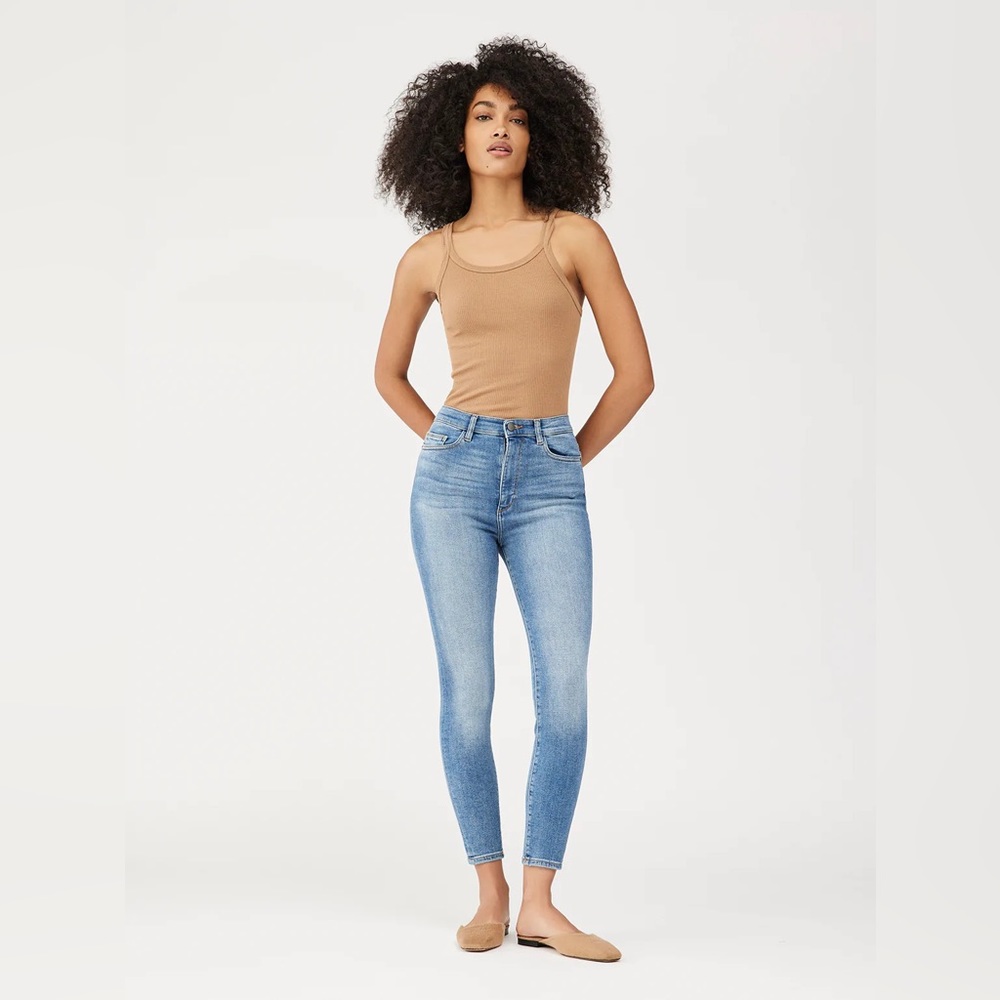 DL1961 Ultra High Rise Skinny Jeans size 26